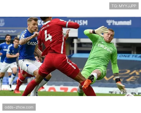 西甲赛场裁判判罚引争议 VAR介入改判点球成焦点